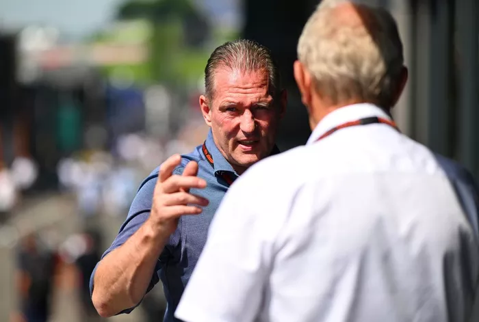 Jos Verstappen, Dr Helmut Marko, Consultor, Red Bull Racing