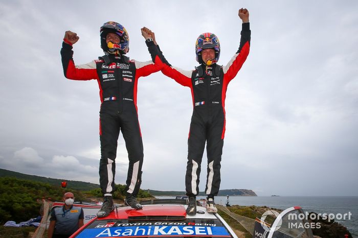 Los ganadores: Sébastien Ogier, Julien Ingrassia, Toyota Gazoo Racing WRT Toyota Yaris WRC