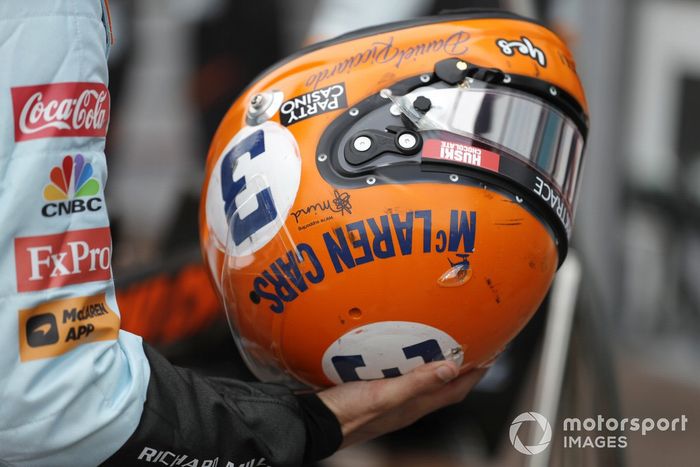 Casco de Daniel Ricciardo, McLaren 