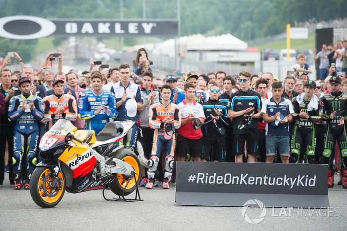 Mugello 2017 - 69 segundos de silencio por Nicky Hayden