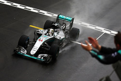 Sieg für Lewis Hamilton, Mercedes AMG F1 W07 Hybrid