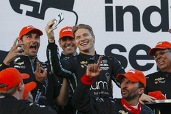 2017 champion Josef Newgarden, Team Penske Chevrolet