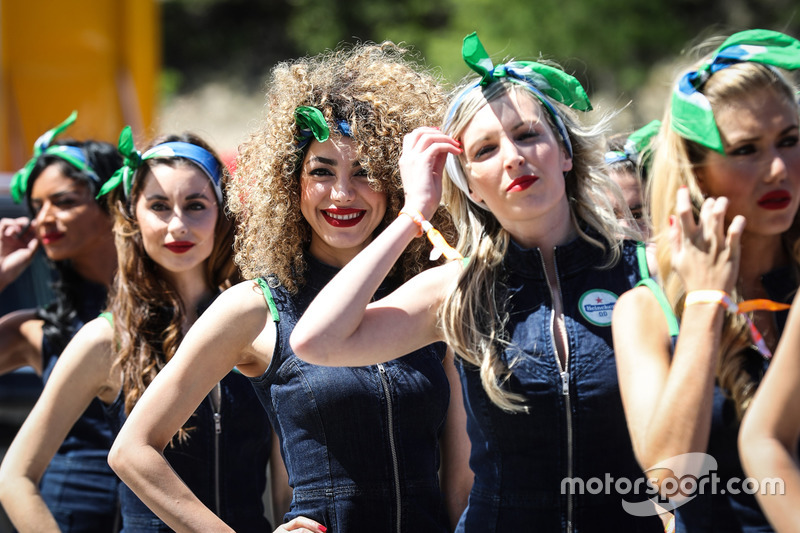 Chicas de la parrilla