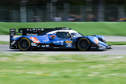 #36 Signatech Alpine A470 Gibson: Gustavo Menezes, Romain Dumas, Matt Rao
