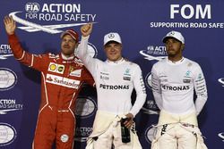 Polesitter: Valtteri Bottas, Mercedes AMG, tweede Lewis Hamilton, Mercedes AMG, derde Sebastian Vett