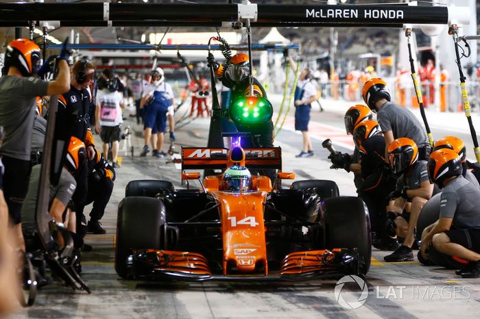 Fernando Alonso, McLaren MCL32