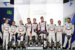 Podyum: Yarış galibi Sébastien Buemi, Anthony Davidson, Kazuki Nakajima, Toyota Gazoo Racing, 2. Tim