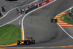 Daniel Ricciardo, Red Bull Racing RB12 y Max Verstappen, Red Bull Racing RB12