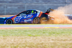 Aaren Russell, Erebus Motorsport Holden in trouble