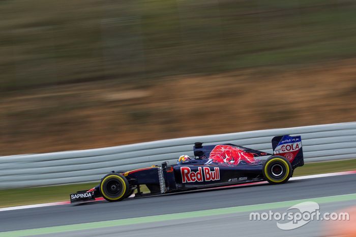 Carlos Sainz Jr., Scuderia Toro Rosso STR11