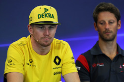 Nico Hulkenberg, Renault Sport F1 Team and Romain Grosjean, Haas F1 in the Press Conference