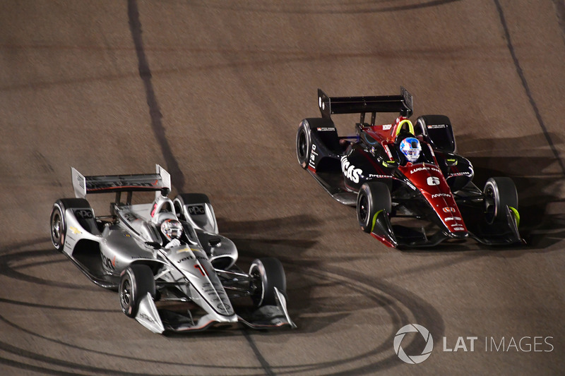 Josef Newgarden, Team Penske Chevrolet; Robert Wickens, Schmidt Peterson Motorsports Honda