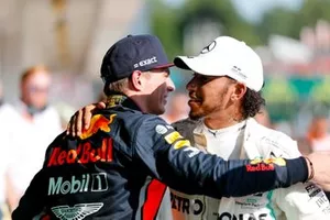 Max Verstappen, Red Bull Racing ve Yarış galibi Lewis Hamilton, Mercedes AMG F1, Parc Ferme
