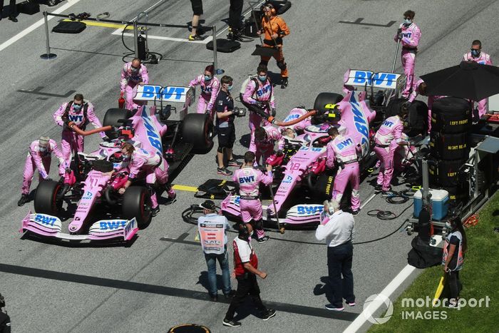 Sergio Perez, Racing Point RP20, and Lance Stroll, Racing Point RP20, on the grid