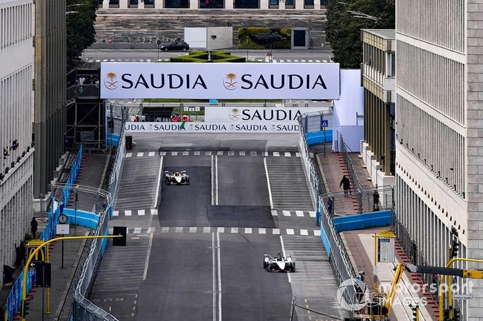 Oliver Rowland, Nissan e.Dams, Nissan IMO1 