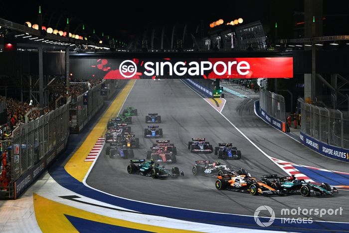 George Russell, Mercedes F1 W15, Oscar Piastri, McLaren MCL38, Nico Hulkenberg, Haas VF-24 
