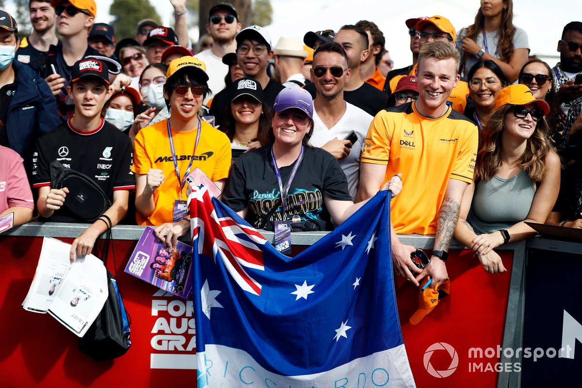 Fans of Daniel Ricciardo, McLaren 