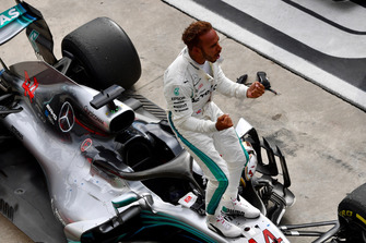 Lewis Hamilton, Mercedes AMG F1 celebrates in parc ferme