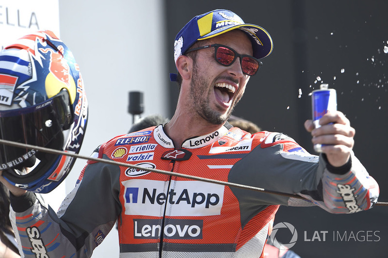 Podio: il vincitore della gara Andrea Dovizioso, Ducati Team