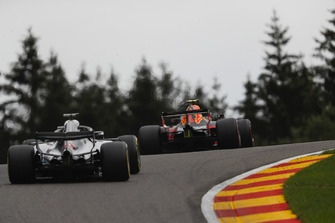 Макс Ферстаппен, Red Bull Racing RB14, Льюіс Хемілтон, Mercedes AMG F1 W09