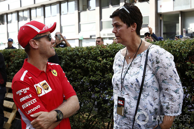 Sebastian Vettel, Ferrari con su madre