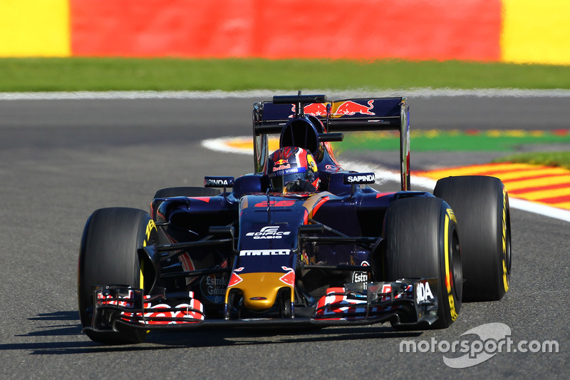 14. Daniil Kvyat, Scuderia Toro Rosso STR11