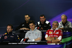 Christian Horner, jefe de equipo de carreras Red Bull durante la Conferencia de prensa