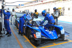 #36 Signatech Alpine A460: Gustavo Menezes, Nicolas Lapierre, Stéphane Richelmi