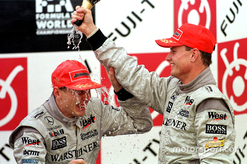 1. Mika Hakkinen, McLaren; 3. David Coulthard, McLaren