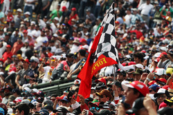 Fans von Ferrari