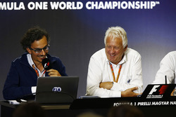 Laurent Mekies, F1 Yarış Direktörü Vekili, FIA, Charlie Whiting, FIA Yarış Direktörü, Matteo Boncian