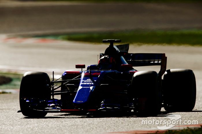 Daniil Kvyat, Toro Rosso STR12