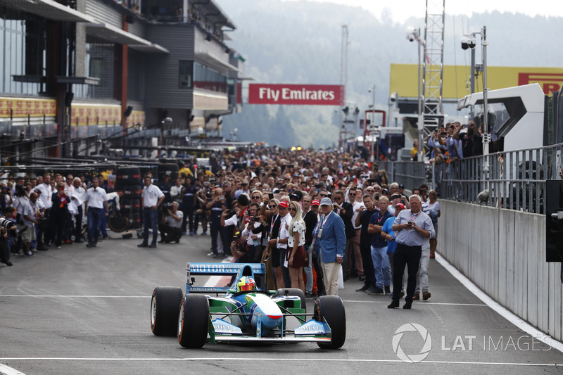 Mick Schumacher drives the Benetton Ford B194