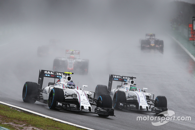 Valtteri Bottas, Williams FW38; Felipe Massa, Williams FW38