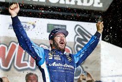 Ganador Martin Truex Jr., Furniture Row Racing Toyota