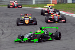 Sacha Fenestraz, Josef Kaufmann Racing