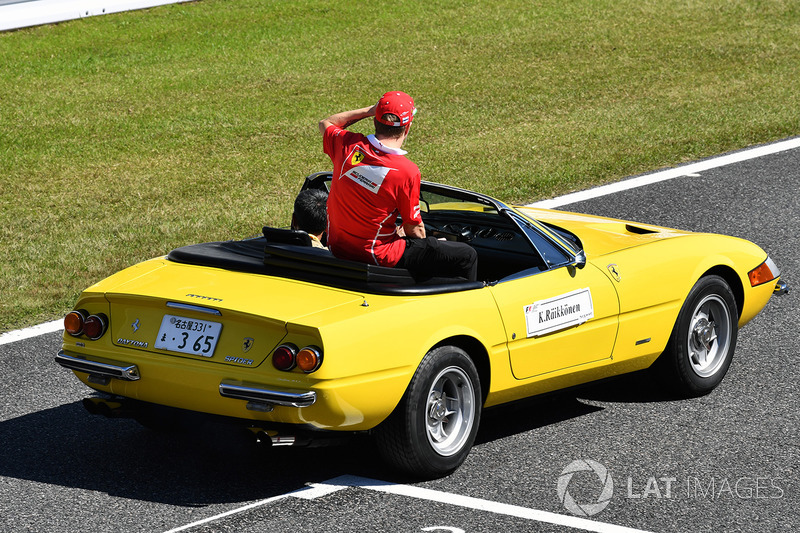 Kimi Raikkonen, Ferrari on the drivers parade