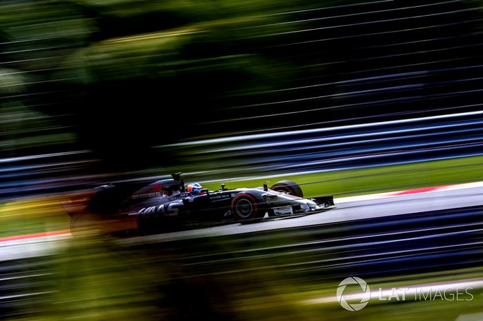 Romain Grosjean, Haas F1 Team VF-17