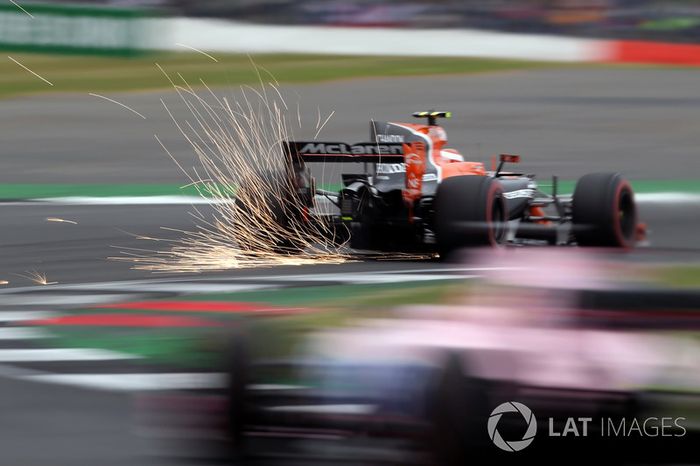 8: Stoffel Vandoorne, McLaren MCL32