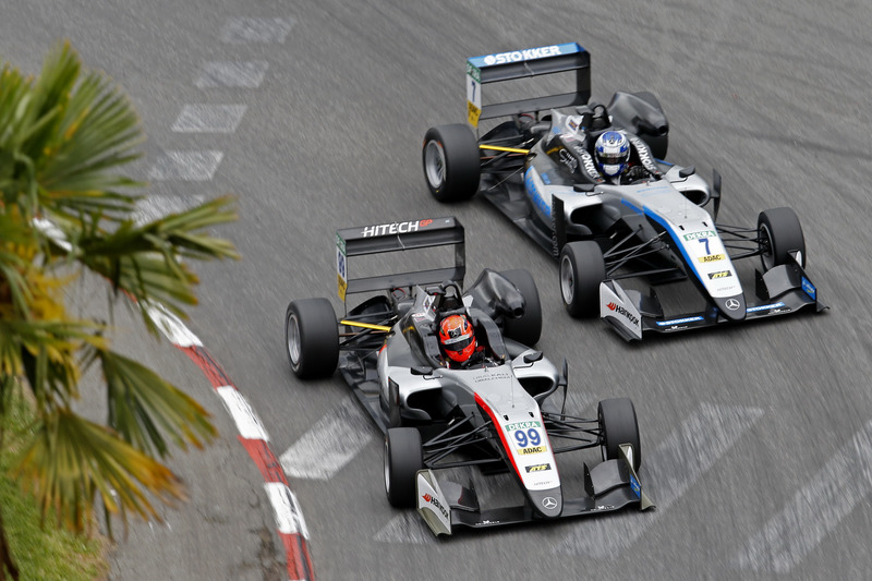 Nikita Mazepin, Hitech Grand Prix, Dallara F317 - Mercedes-Benz, Ralf Aron, Hitech Grand Prix, Dalla