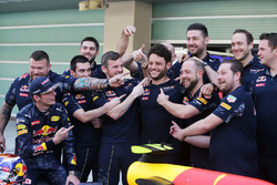 Max Verstappen, Red Bull Racing op teamfoto