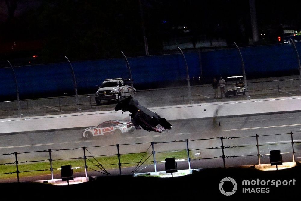 Ryan Preece, Stewart-Haas Racing, RaceChoice.com Ford Mustang wrecks