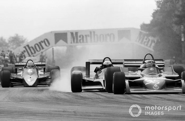 Elio de Angelis, Shadow DN9 crashes into the back of Bruno Giacomelli, Alfa Romeo 177