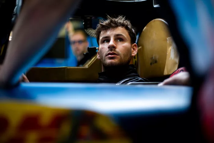 
#36 Alpine Endurance Team Alpine A424: Victor Martins 