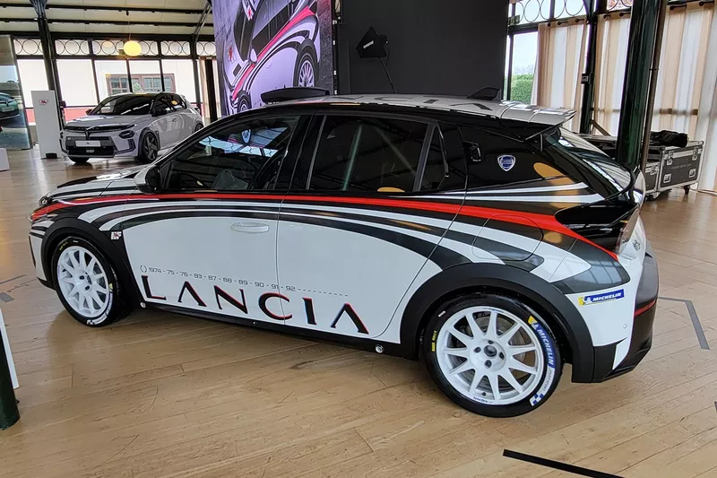 Lancia Ypsilon Rally4 HF