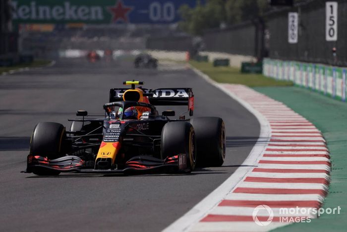 Sergio Pérez, Red Bull Racing RB16B