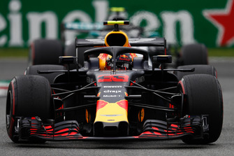 Max Verstappen, Red Bull Racing RB14 Tag Heuer, Valtteri Bottas, Mercedes AMG F1 W09