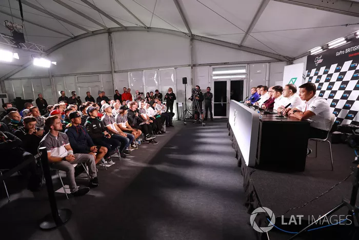 Petronas Yamaha Sepang Racing conferencia de prensa