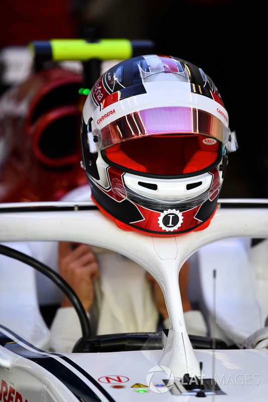 Charles Leclerc, Sauber C37 and helmet