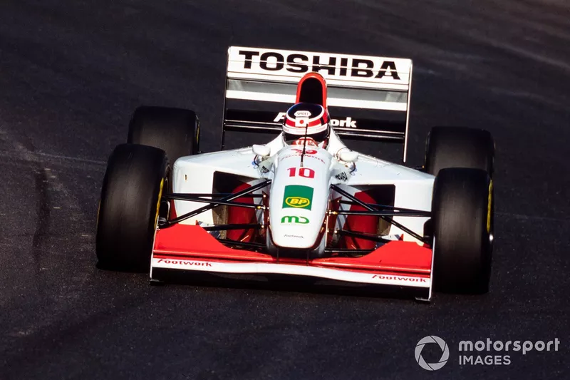 美しきF1マシン：「速いが脆い……鈴木亜久里、予選トップ10常連に